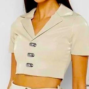 Maniere de voir - vegan leather crop jacket